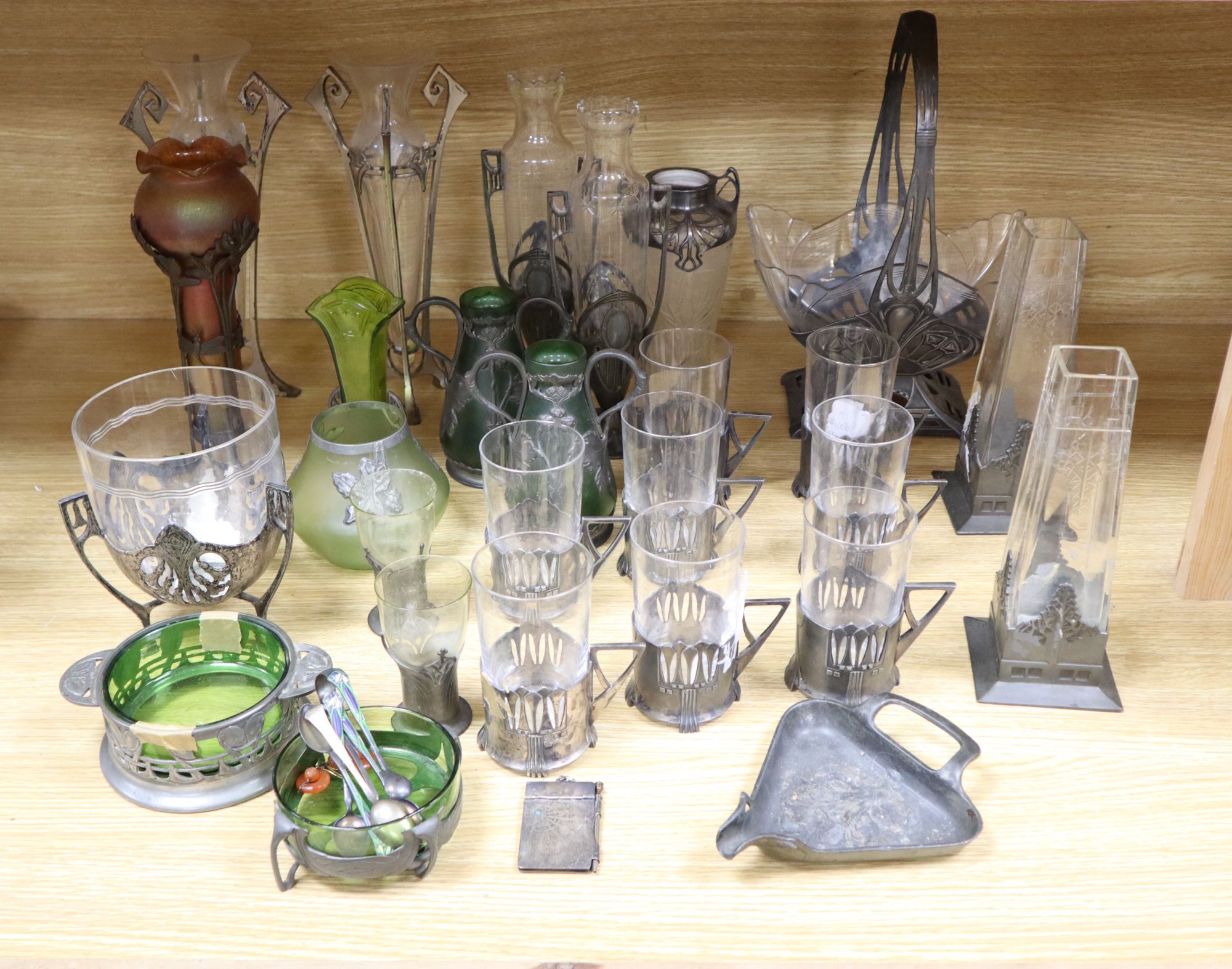 A quantity of Art Nouveau and decorative items